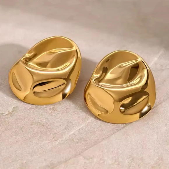 Vintage Gold Geometric 18K Gold Stainless Steel Waterproof Earrings - Picture 5 of 10